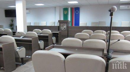 двама общински съветници враца коронавирус местният парламент заседава онлайн