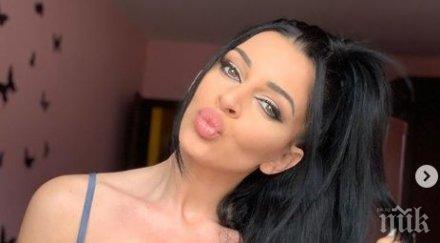 синът дебора избави паник атаките