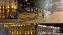 Празен площад, но телевизиите броят 110 ден на "протеста" (СНИМКИ)