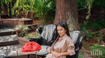 дъщерята мария става танцьорка