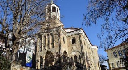 750 000 лева струва реконструкцията уникалния храм кольо фичето велико търново