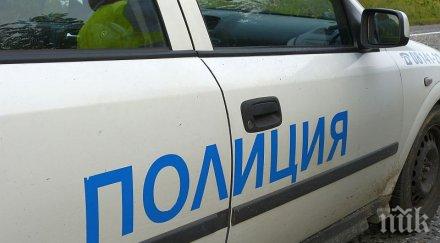 нов удар полицията откриха контрабанден тютюн скрит мерцедес пловдив снимки