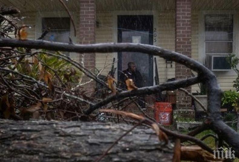 На тъмно! Над 400 000 души останаха без електричество в Луизиана заради урагана „Зета”