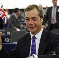 Фараж: Източноевропейци ядат лебеди от парковете