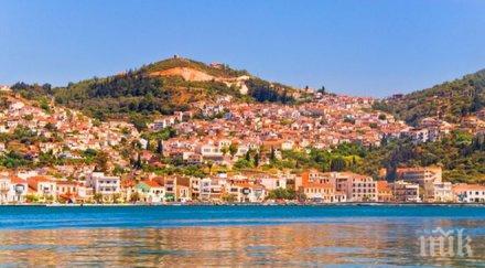 остров самос повдигнал земетресението октомври