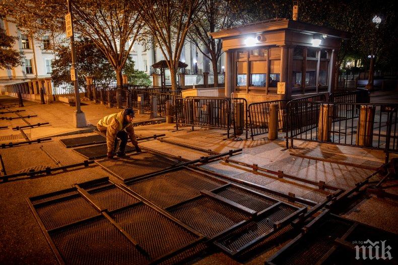 Напрежението пред Белия дом расте (СНИМКИ)