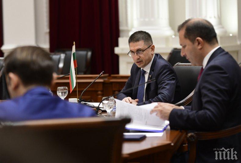 Вътрешният министър се среща със синдикатите на МВР