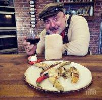Ути се хвали с 4-килограмов паламуд (СНИМКА) Ути се хвали с 4-килограмов паламуд (СНИМКА)