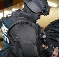 УДАР! Разбиха база за нелегално гориво край Пловдив. Откриха десетки тонове бензин, нафта и газ