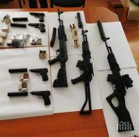 Специализираната прокуратура обвини пет лица, сред които двама работници в завод „Арсенал“, за незаконно производство, държане и продажба на огнестрелни оръжия (СНИМКИ)