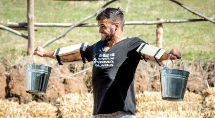 сами фермата подкара джип 100 бона