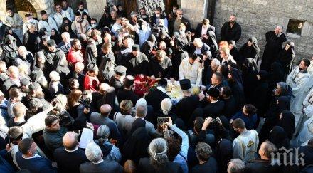 огнище коронавирус пламна погребението митрополит черна гора