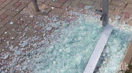 екшън бакшиш изпочупи автобус варна скандал пътя