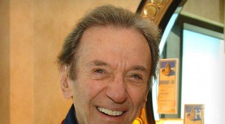 почина американският комик норм кросби