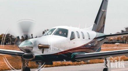 Телевизионен водещ и пасажер загинаха в авиокатастрофа край Москва