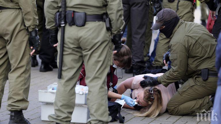 400 души са арестувани при демонстрации на опозицията в Минск