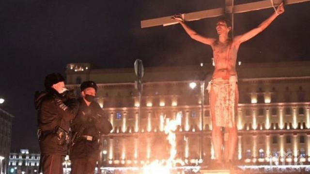 ПОЛИТИЧЕСКА РЕПРЕСИЯ: Вкараха в затвора руския Исус 