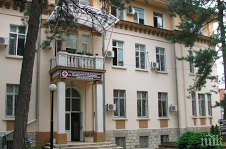 Белодробната болница във Враца пълна с пациенти с COVID-19