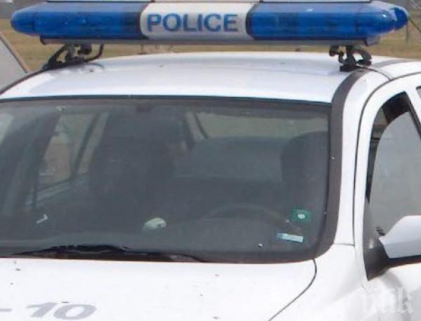 Задържаха непълнолетни за грабежи на възрастни хора в Сливен 