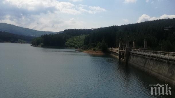 Част от Перник остава без вода и днес