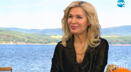 гала върна работа студиото