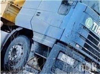 ужасяваща трагедия тир блъсна четири автомобила девин шофьорът издъхна масивен инфаркт