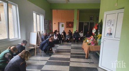 трагедията огромна ученици сърцераздирателно послание починалия коронавирус учител русенско преподавателят химия бил години