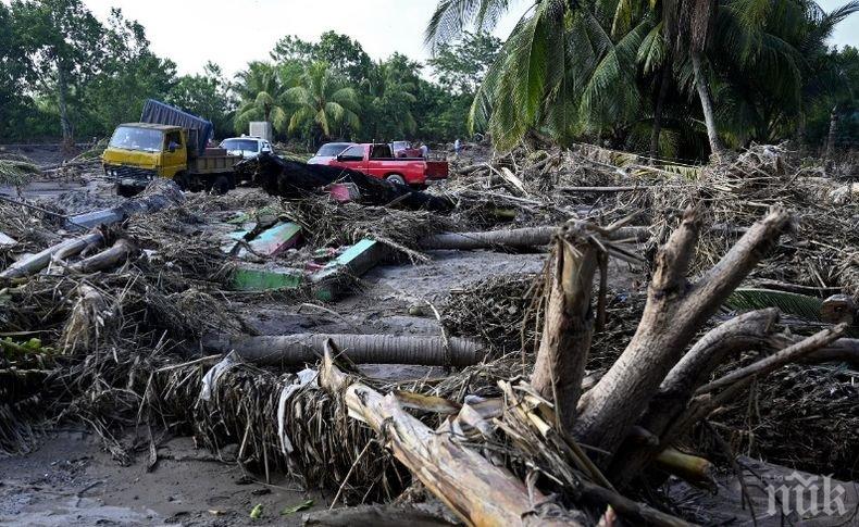 Ураганът „Йота” продължава да вилнее в Централна Америка