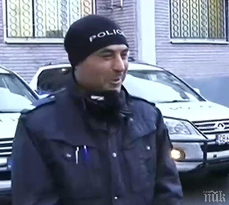 ДОБЪР ПРИМЕР: Полицай купува лекарства на карантинирано семейство