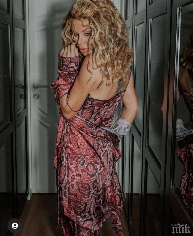 Гущеров затрупа Светлана със скъпи подаръци след раждането (СНИМКИ)