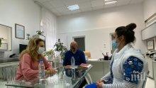 Вицепремиерът Николова посети белодробната болница във Велинград