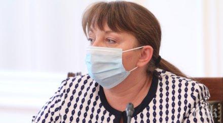 деница сачева подкрепя обучението 000 осмокласници