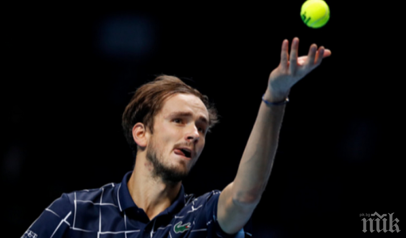 Медведев обърна Надал, Данийл е на финал в Лондон