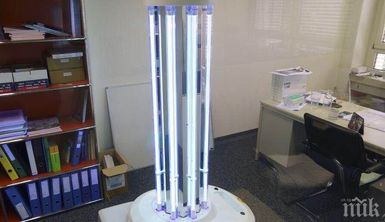 Помощ! ЕК дава 200 робота за дезинфекция на европейски болници