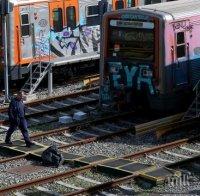 Транспортна стачка спира метрото в Атина и корабите