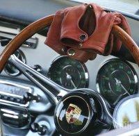 Апаш задигна 250 кг брикети и 5 кутии цигари от 