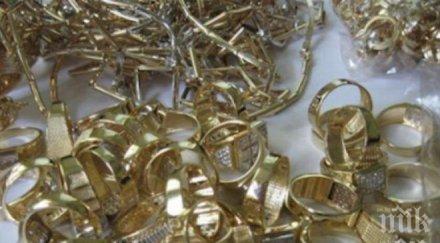 удар капитан андреево задържаха три украинки злато 260 хиляди лева скрили бельото