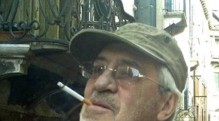 почина бащата кака лара