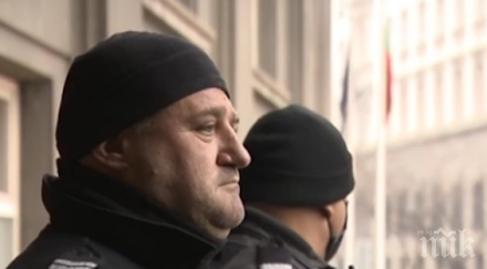 респект полицаи софия спасиха пациентка covid