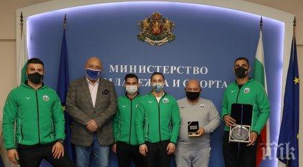 кралев награди ивайло иванов сребърния медал европейското джудо