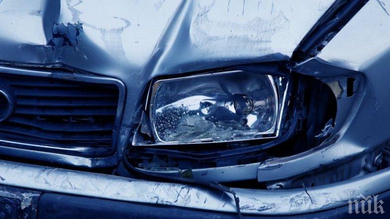 56-годишен шофьор от Разград загина след удар в дърво