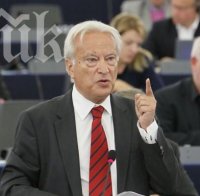 Шефът на социалистите в Европарламента: Нямам информация протестите да са платени