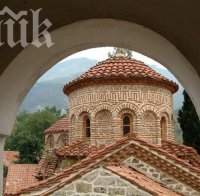 Напаст божия оставя Троянския манастир без сливова ракия