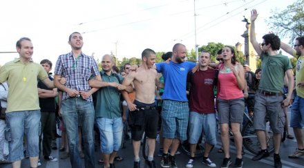 протестиращи блокираха движението орлов мост скандирайки червени боклуци