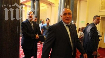 борисов парламента пак съм премиер