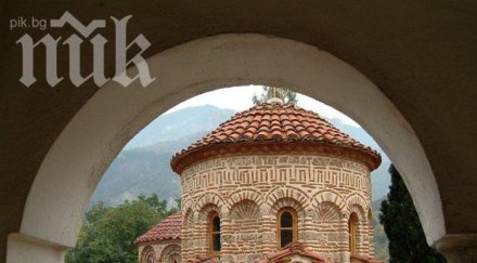 напаст божия оставя троянския манастир без сливова ракия