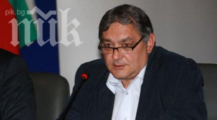 договорът нзок забави година