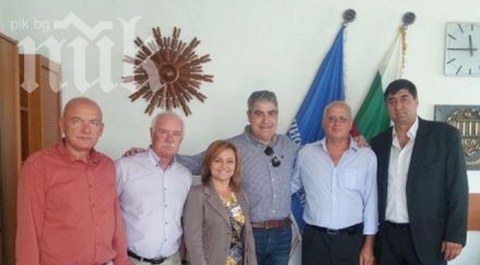 камило плачи възхити базата нса снимки