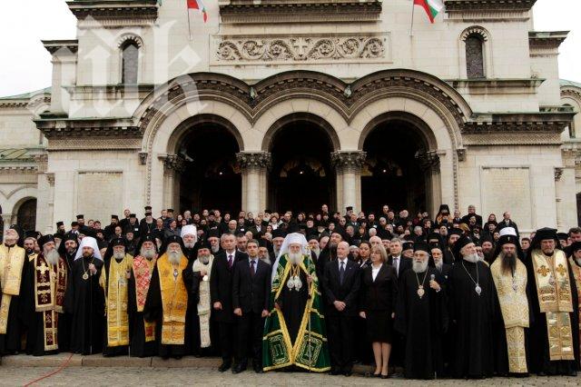 Църквата си връща имотите и паметниците на културата