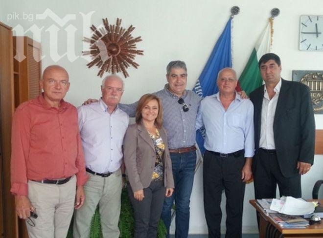 Камило Плачи се възхити от базата на НСА (снимки)